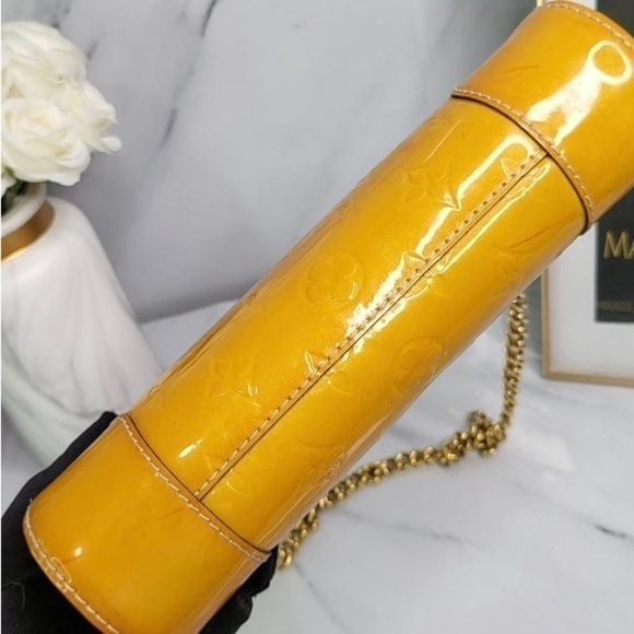 𝅺louis VUITTON VERNIS STA. MONICA CLUTCH - Picture 5 of 17